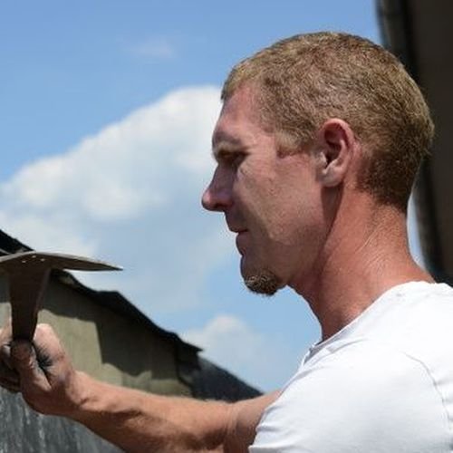 Zijkant-bekleden-met-shingles Dakdekker Blaricum met nokvorsten